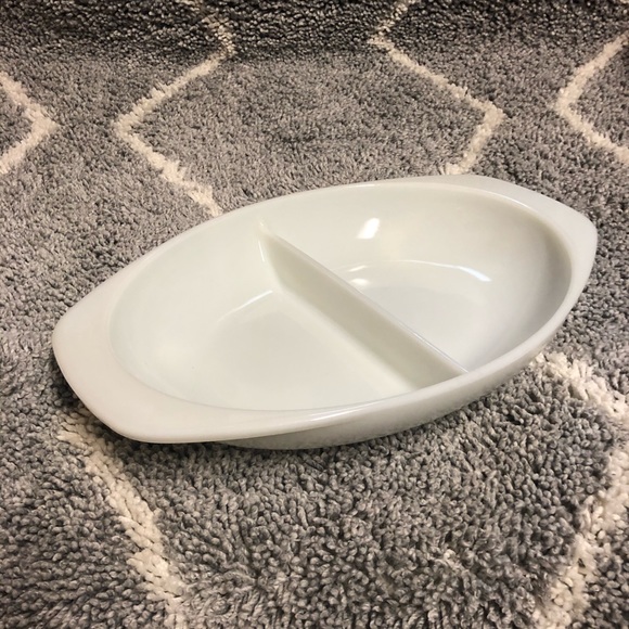 VINTAGE PYREX / opal divided 1063 serving dish - Picture 3 of 12